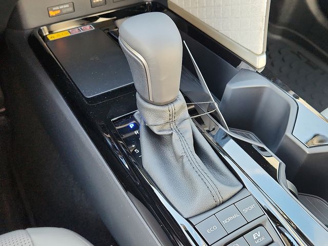 2026 Toyota Camry XLE - Photo 9