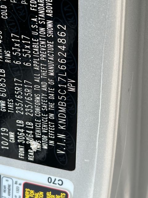 2020 Silky Silver Kia Sedona LX FWD Van