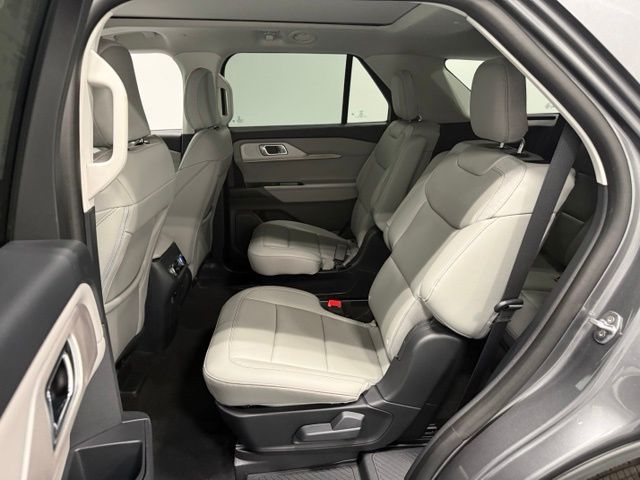 New 2026 Gray Ford Active image 26