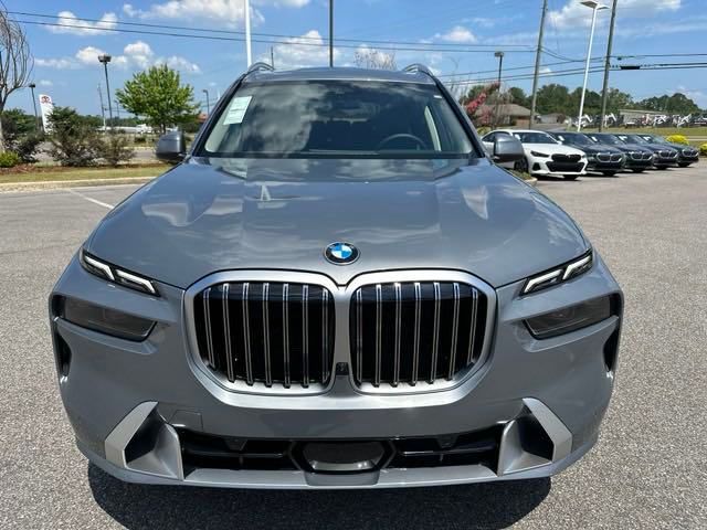 2025 BMW X7 xDrive40i 2