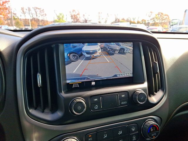 2022 GMC Canyon AT4 w/Leather 19