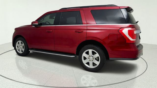 2019 Ford Expedition XLT Red at Autostrade