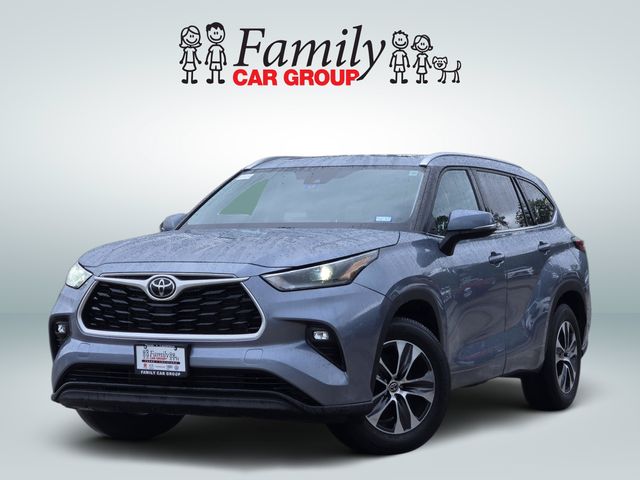 Moon Dust 2021 Toyota Highlander SUV / Crossover Front-Wheel Drive 8-Speed Automatic