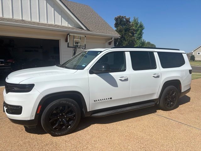 Bright White Clearcoat 2024 Jeep Wagoneer L SUV / Crossover Four-Wheel Drive 8-Speed Automatic