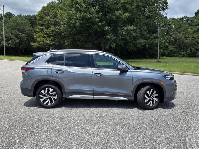 Used 2025 Volkswagen Tiguan SUV