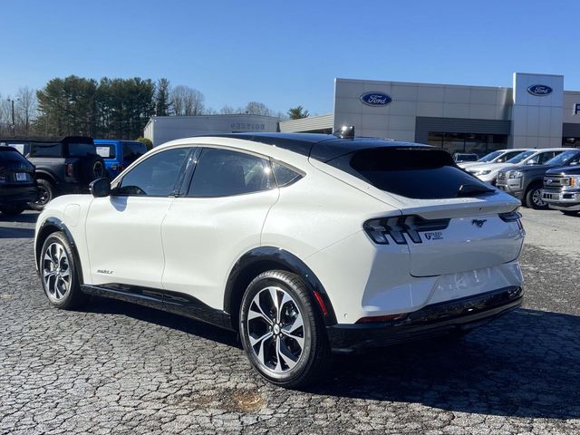 2023 Ford Mustang Mach-E Premium 3