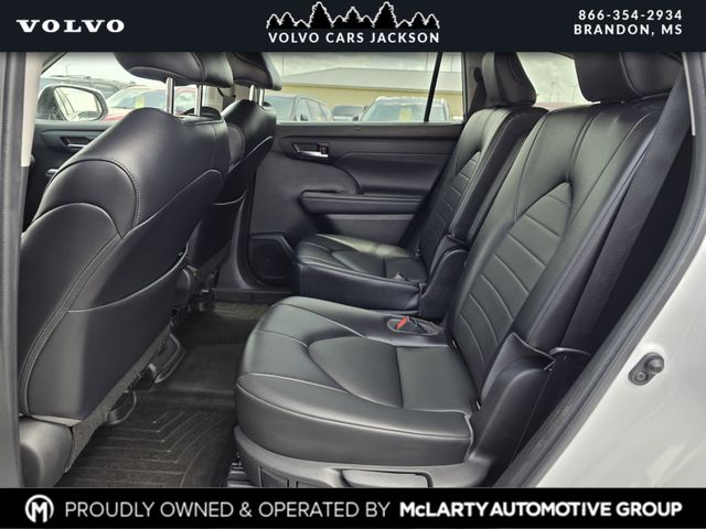 Used 2022 Toyota Highlander SUV