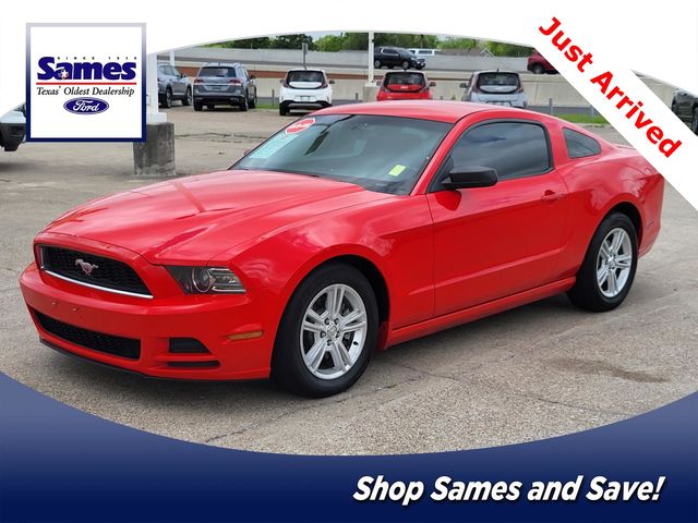 2013 Ford Mustang V6 Coupe RWD