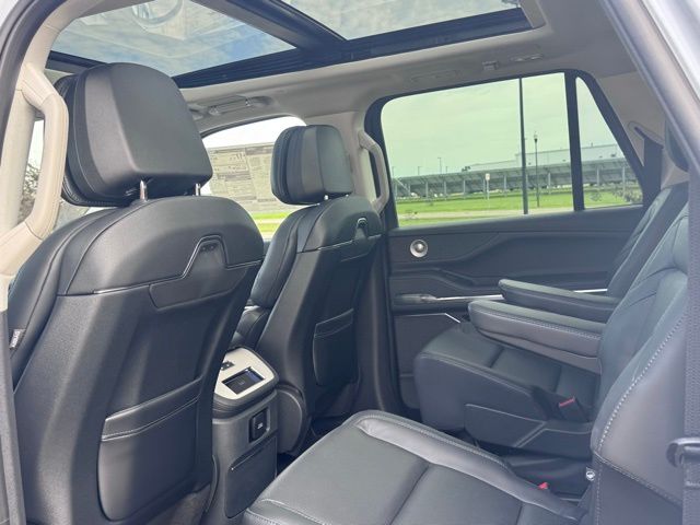 2025 Lincoln Navigator Reserve L