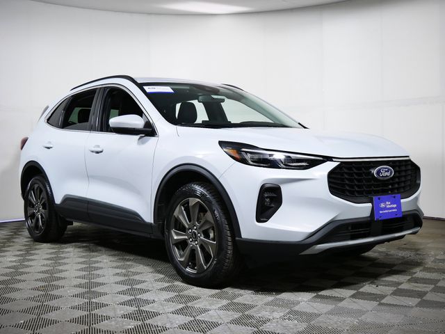 2025 Ford Escape Platinum AWD SUV / Crossover All-Wheel Drive 8-Speed Automatic