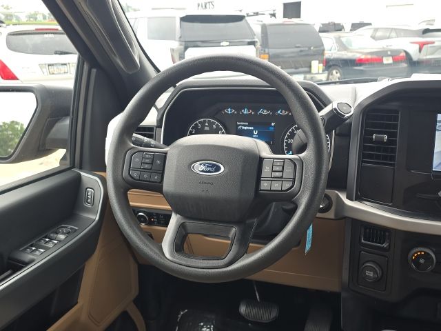 2023 Ford F-150 XLT:B02535