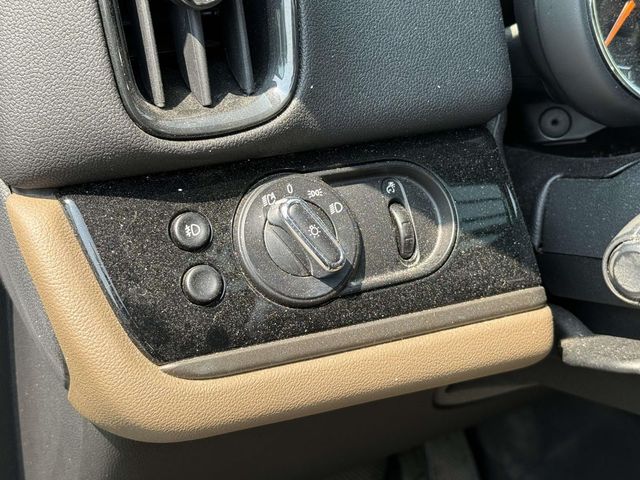 Used 2017 Blue MINI Base image 28