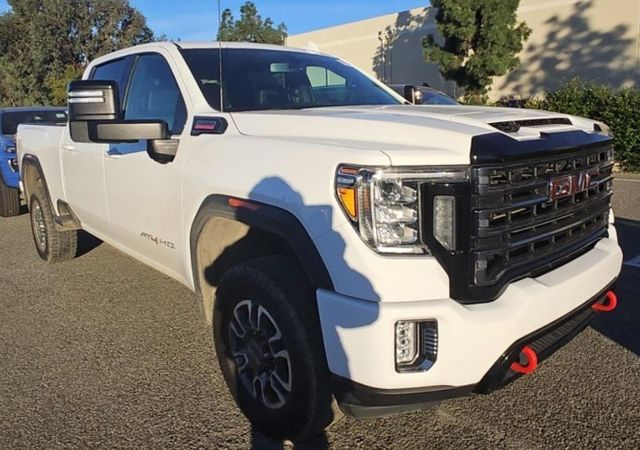 2023 GMC Sierra 2500HD AT4 Crew Cab 4WD