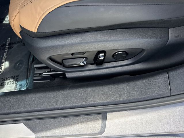 Used 2023 Lexus ES Sedan
