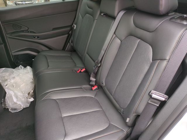new 2026 Jeep Cherokee car, priced at $39,925