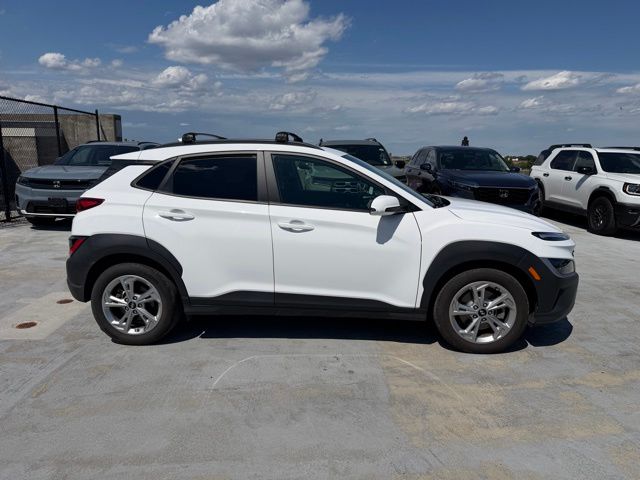 2023 Hyundai Kona SEL - Photo 8