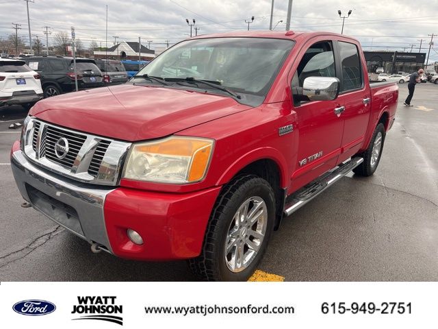 2012 Nissan Titan SL Crew Cab 4WD