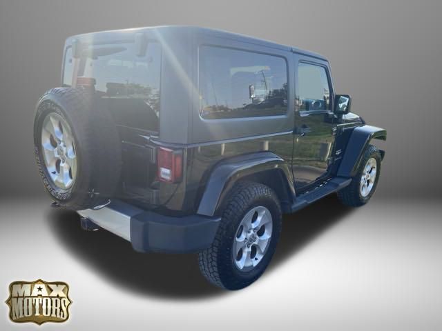 2014 Jeep Wrangler Sahara 9