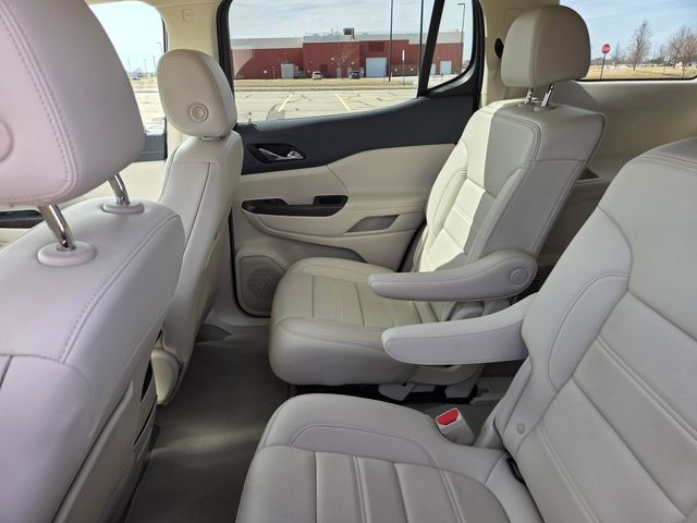 2023 GMC Acadia AWD Denali