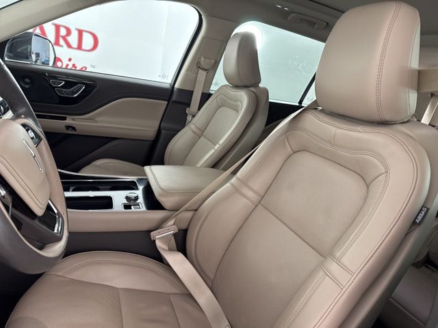 2022 Pristine White Metallic Tri-Coat Lincoln Aviator Reserve RWD SUV