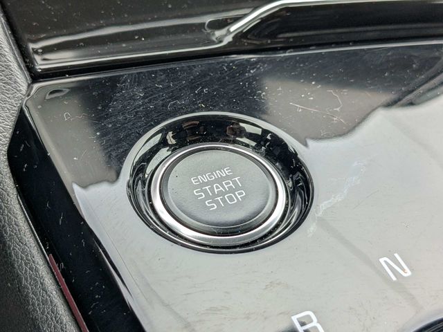 Used 2023 Kia Sportage Hybrid SUV