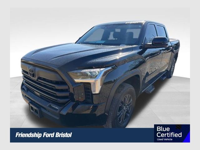Midnight Black Metallic 2025 Toyota Tundra SR5 CrewMax Cab 4WD Pickup Truck Four-Wheel Drive Automatic