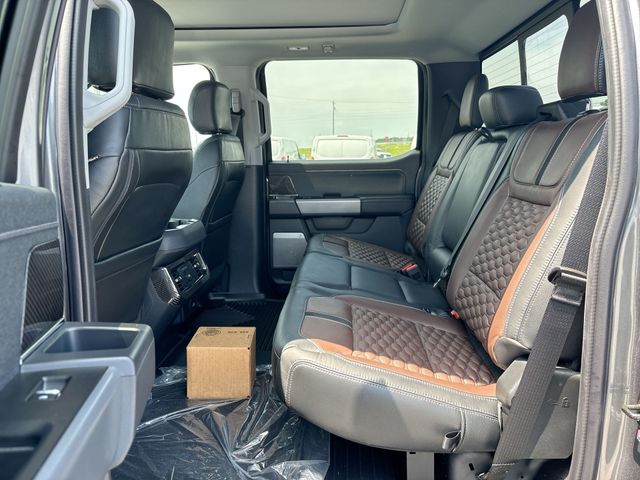 New 2024 Carbonized Gray Metallic Ford F-250® Lariat® image 15