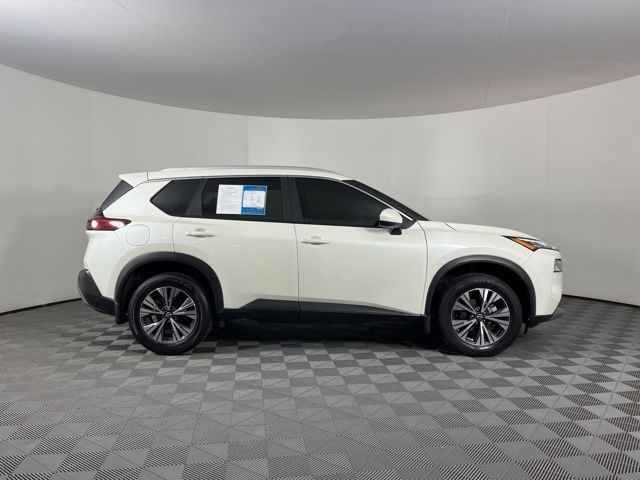 2023 Pearl White Tricoat Nissan Rogue SV FWD SUV