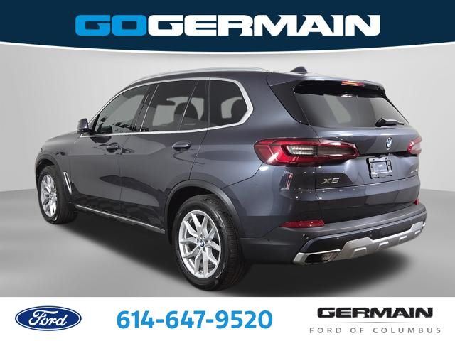 Certified Used 2019 Gray BMW xDrive40i image 12