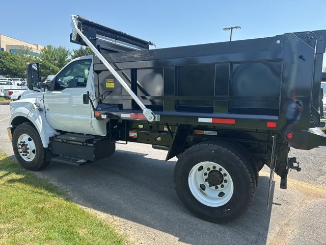 2025 Ford F-650 Super Duty 