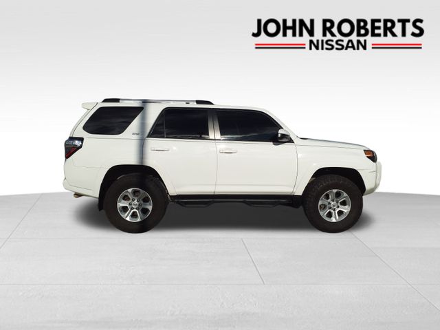 2022 Toyota 4Runner SR5 24