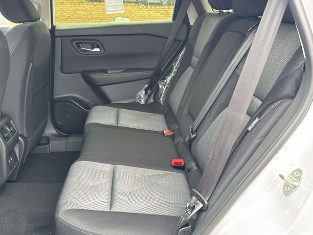 2026 Nissan Rogue SV - Photo 12