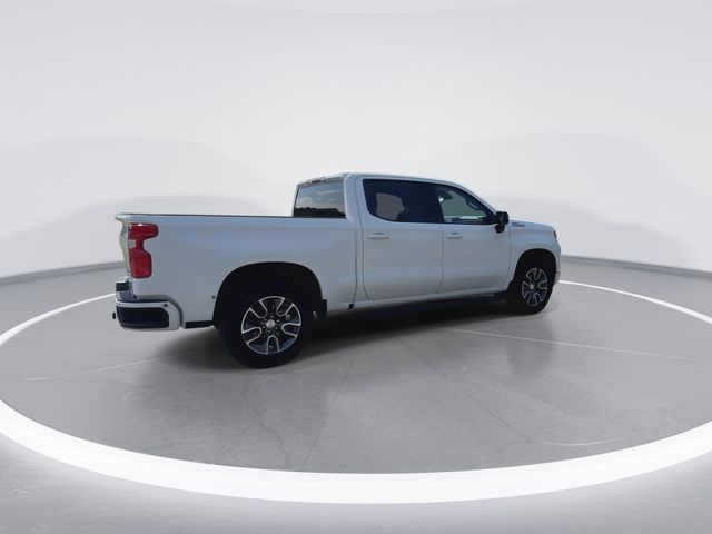 Used 2023 White Chevrolet RST image 11