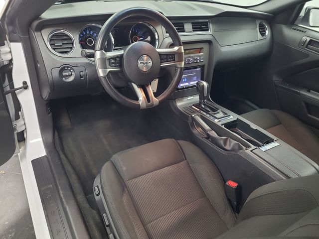 2014 – Ford – Mustang