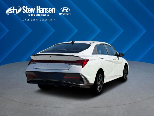 New 2026 White Hyundai SEL Sport image 7