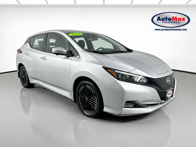 Brilliant Silver Metallic 2023 Nissan LEAF Hatchback Front-Wheel Drive Automatic