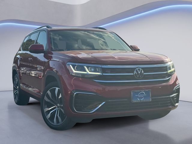 Aurora Red Metallic 2022 Volkswagen Atlas SUV / Crossover All-Wheel Drive 8-Speed Automatic