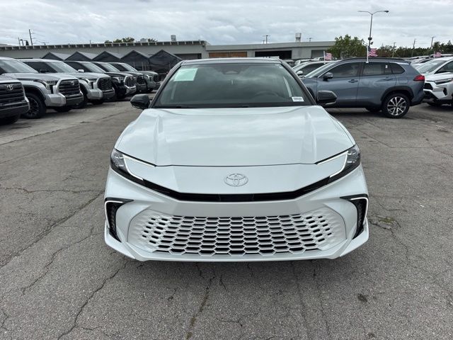 2025 Toyota Camry XSE - Photo 8