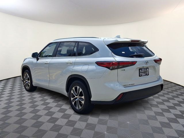 Used 2023 Toyota Highlander SUV