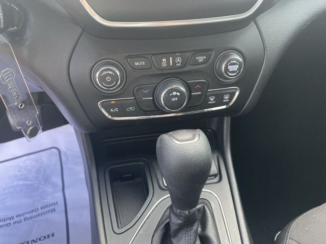 Used 2021 Jeep Cherokee SUV