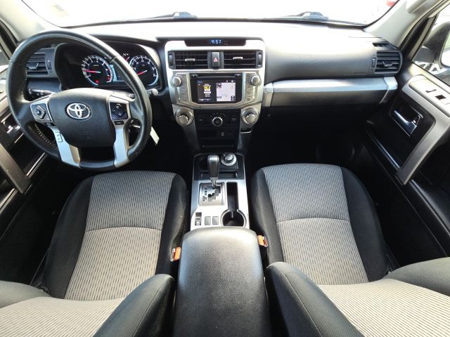 2017 Toyota 4Runner SR5:169086A