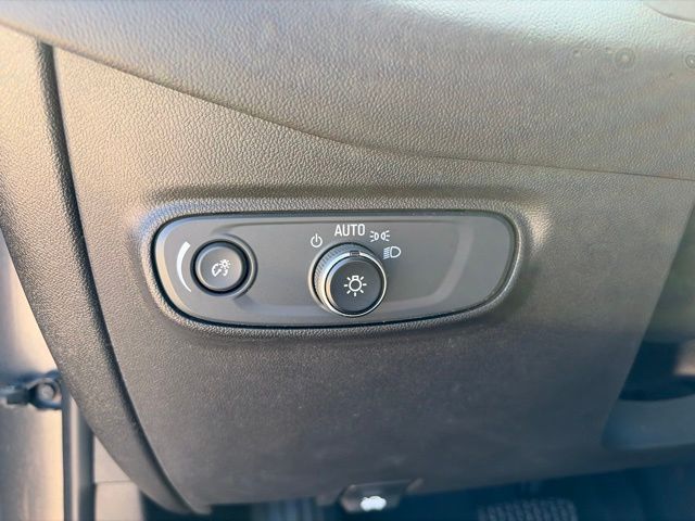 Used 2022 Chevrolet Equinox SUV