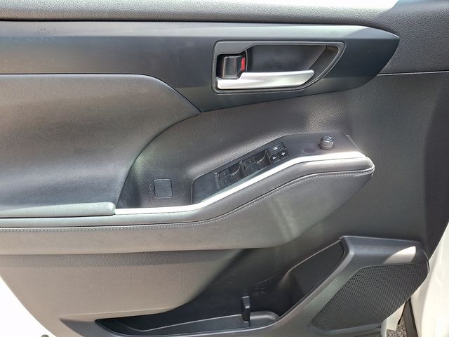 Used 2023 Toyota Highlander SUV