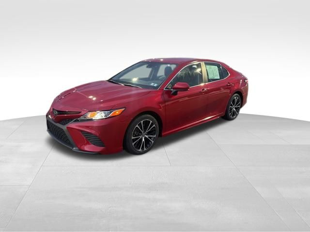 2020 Toyota Camry SE FWD