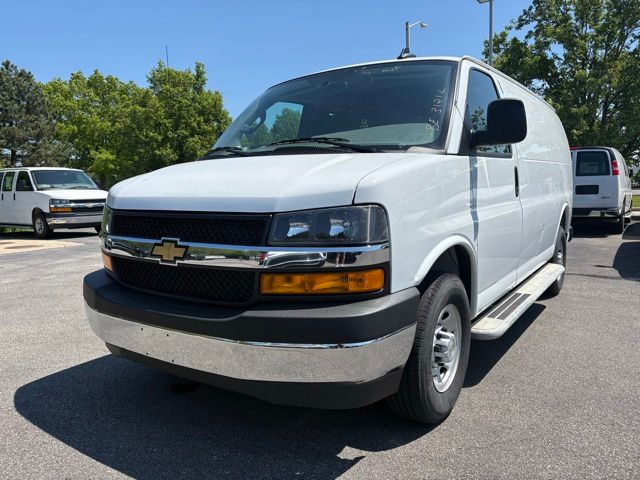 Summit White 2024 Chevrolet Express Cargo 2500 RWD Van Rear-Wheel Drive 8-Speed Automatic Overdrive