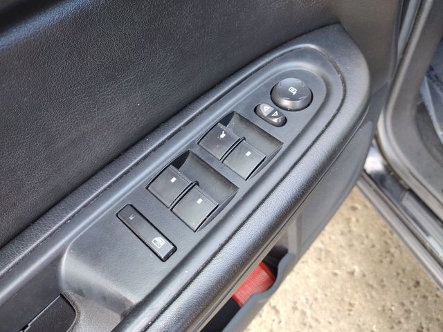 2016 GMC Acadia SLE-1 photo