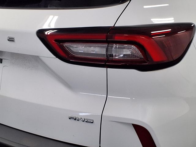 2023 Ford Escape - Image 9