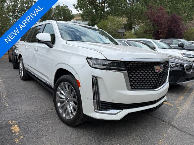 Crystal White Tricoat 2023 Cadillac Escalade ESV SUV / Crossover Four-Wheel Drive