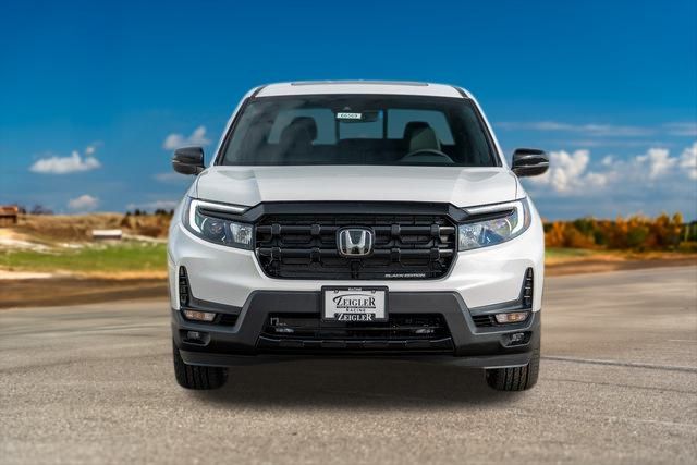 2025 Honda Ridgeline Black Edition 2