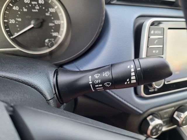 New 2025 White Nissan 1.6 SV image 24